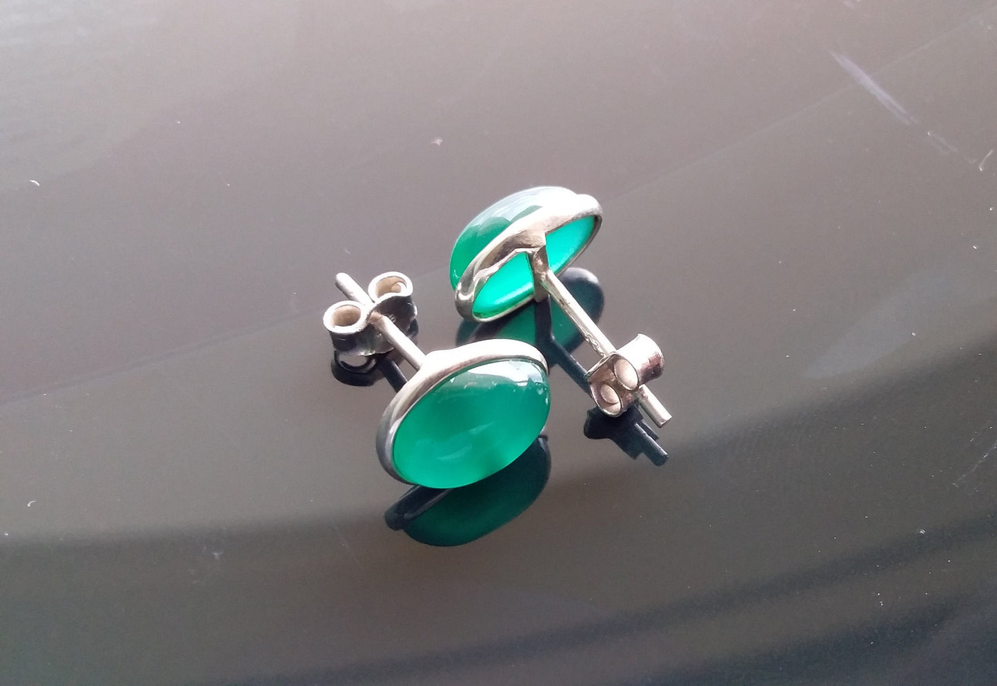 Green Onyx Stud Earrings, Tiny Stud, Green Gemstone Stud Earrings, Stud for Girls, Small Gemstone Earrings,
