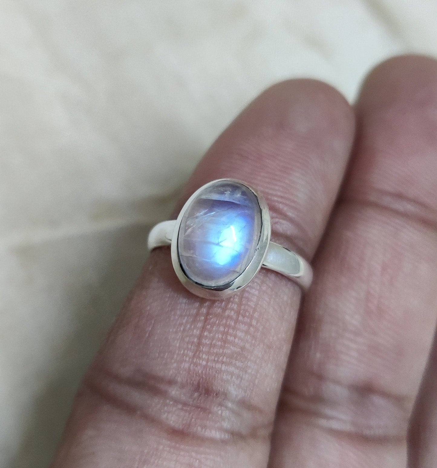 Rainbow Moonstone Ring, 925 Sterling Silver Ring, Cabochon Gemstone, Gift for Anniversary, For Women, Natural Stone, Blue Flash Moonstone