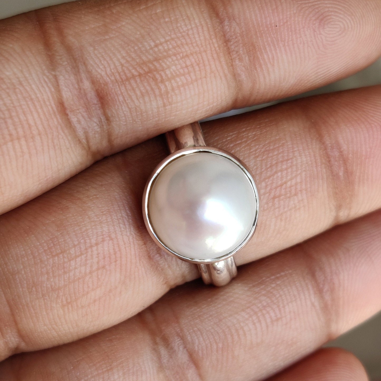 Genuine pearl ring, Handmade round shape gemstone ring, Pearl silver ring, White pearl ring, Women silver ring, 925 sterling silver rings