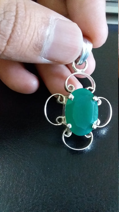 Green Onyx Pendant- 925 Sterling Silver Pendant- Handmade pendant- Gift for Her- Silver Pendant-Oval Shape Pendant- Green Stone Pendant
