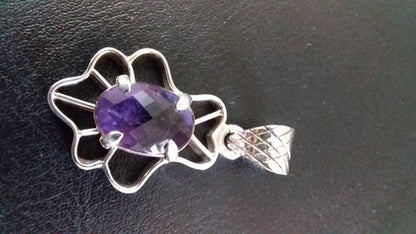 Amethyst silver pendant, Amethyst pendant, purple pendant, Gemstone pendant, 92.5 sterling silver, Gift for her, Natural gemstone pendant