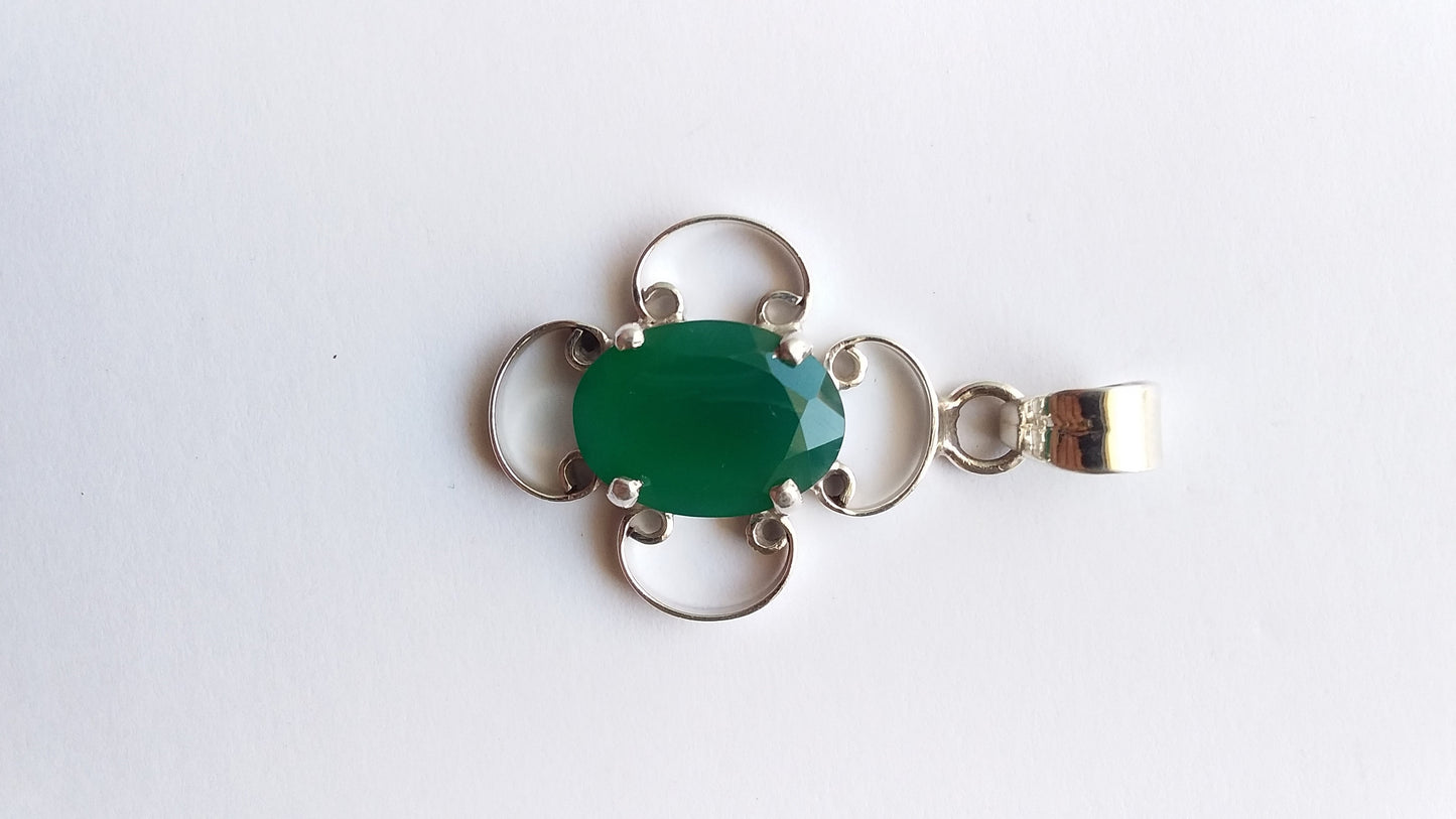 Green Onyx Pendant- 925 Sterling Silver Pendant- Handmade pendant- Gift for Her- Silver Pendant-Oval Shape Pendant- Green Stone Pendant
