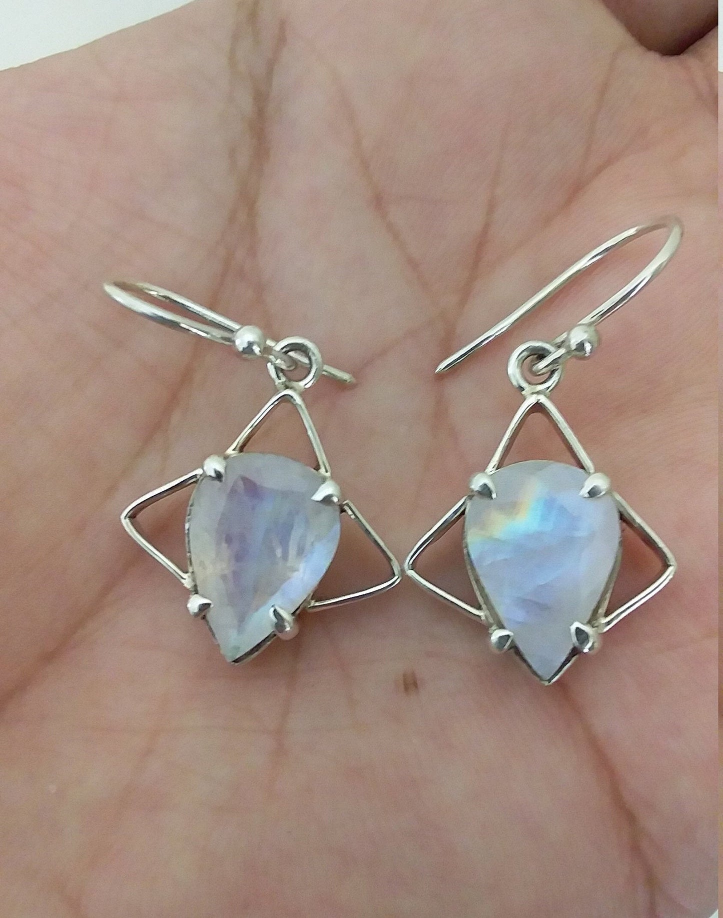 Rainbow moonstone Silver Earrings, handmade Earring, 925 sterling Silver Earrings, Dangle and Drop Earring, Earring, white with blue fire