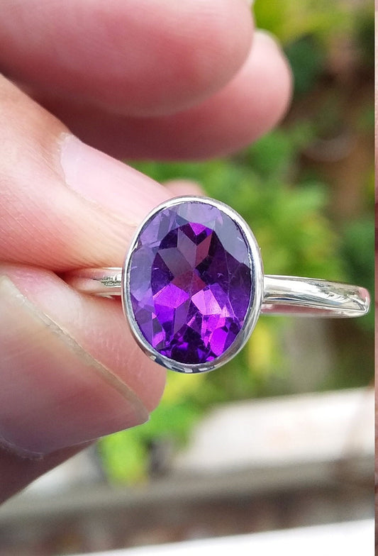 Natural Purple Amethyst Ring, Silver Band Gemstone Ring,925 Sterling Silver Amethyst Ring, Healing Crystal February Birthstone Ring Size 7.5