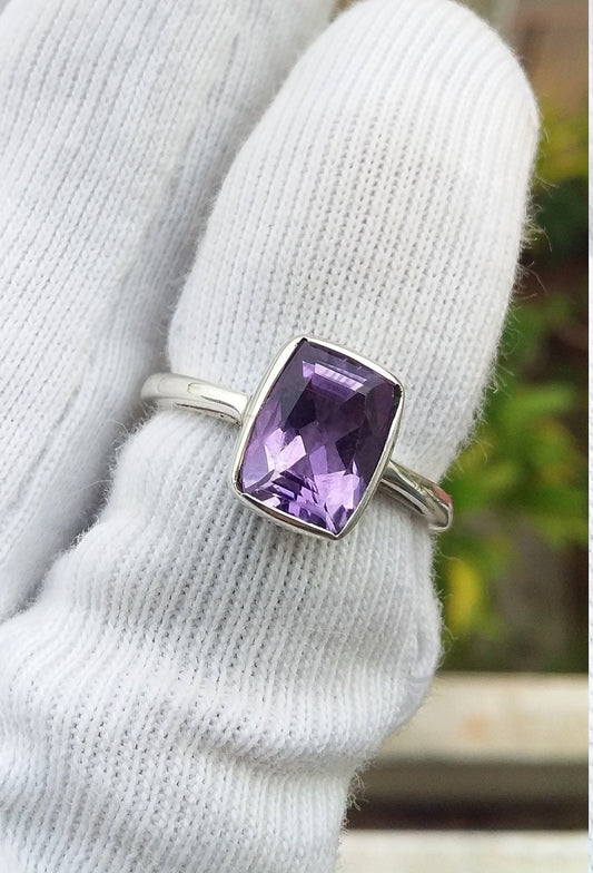 Purple Amethyst Ring, Natural Gemstone Unisex Ring, 925 Sterling Silver Handmade Ring, Fancy Party Wear Birthstone Ring, US Ring Size 6 1/2