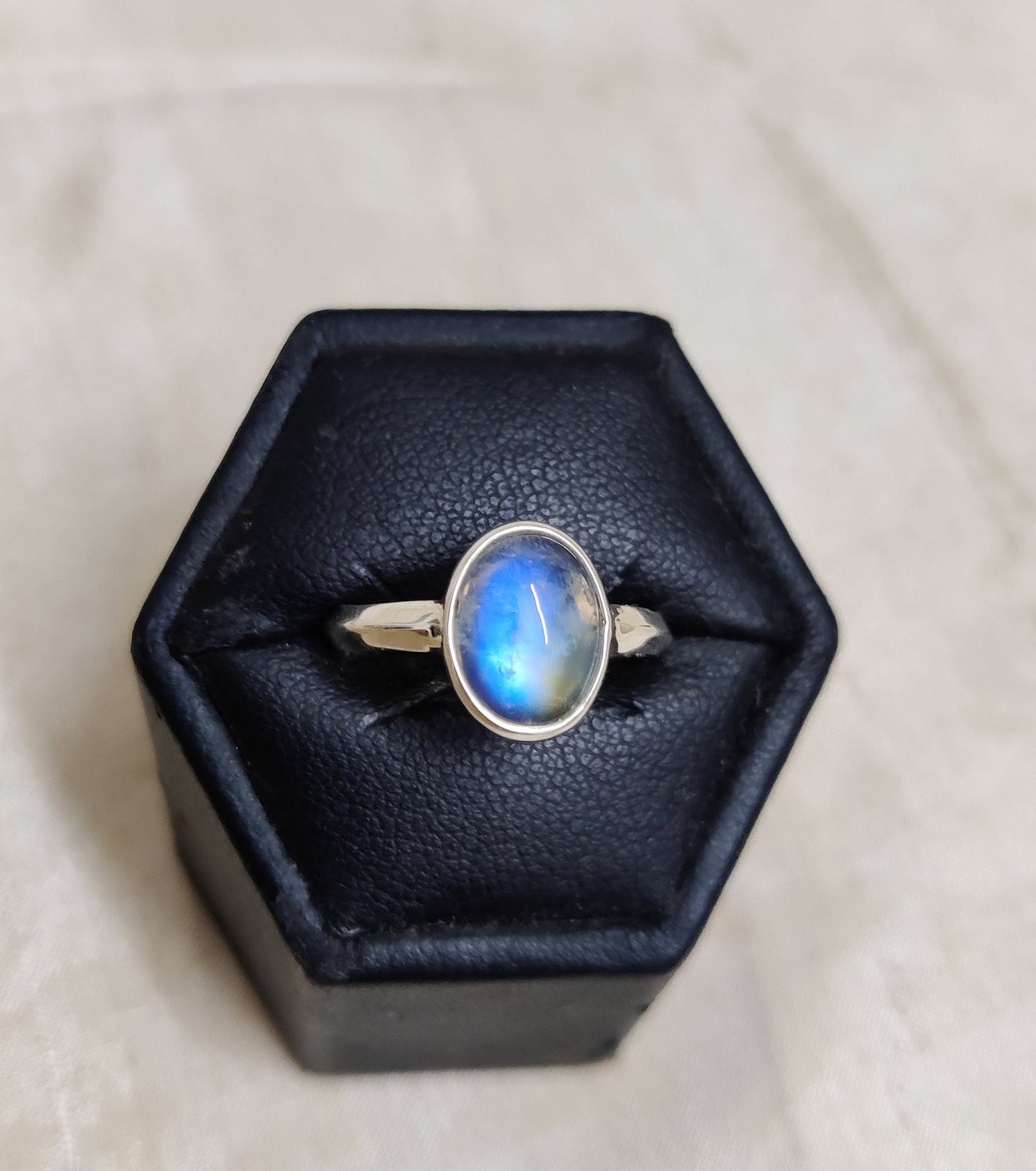 Natural Blue Flash Rainbow Moonstone Ring, 925 Sterling Silver Ring, Cabochon Gemstone, June Birthstone, Moonstone Jewelry, Ring for Her