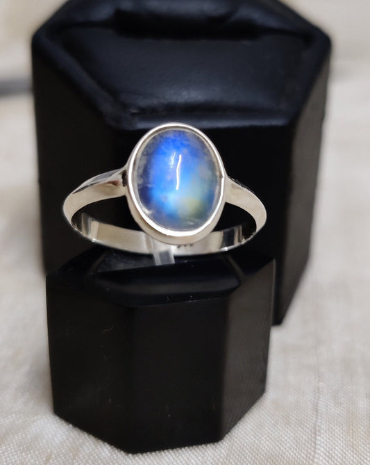 Natural Blue Flash Rainbow Moonstone Ring, 925 Sterling Silver Ring, Cabochon Gemstone, June Birthstone, Moonstone Jewelry, Ring for Her