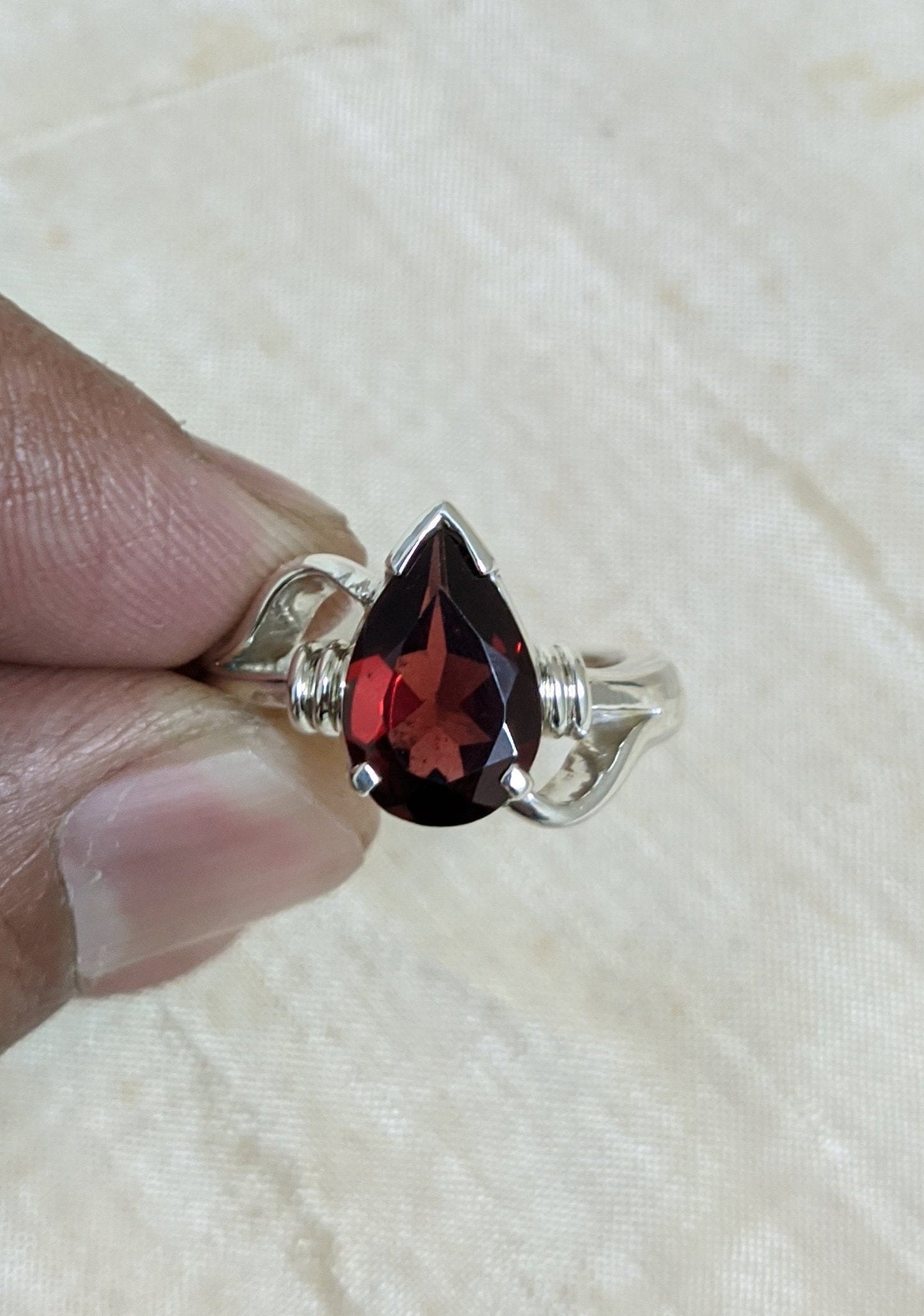 Natural Red Garnet Ring, 925 Silver Ring, Jewelry for Love, Red Gemstone Ring, Designer Engagement Ring, Propose Ring for Her, Ring Size 6.5