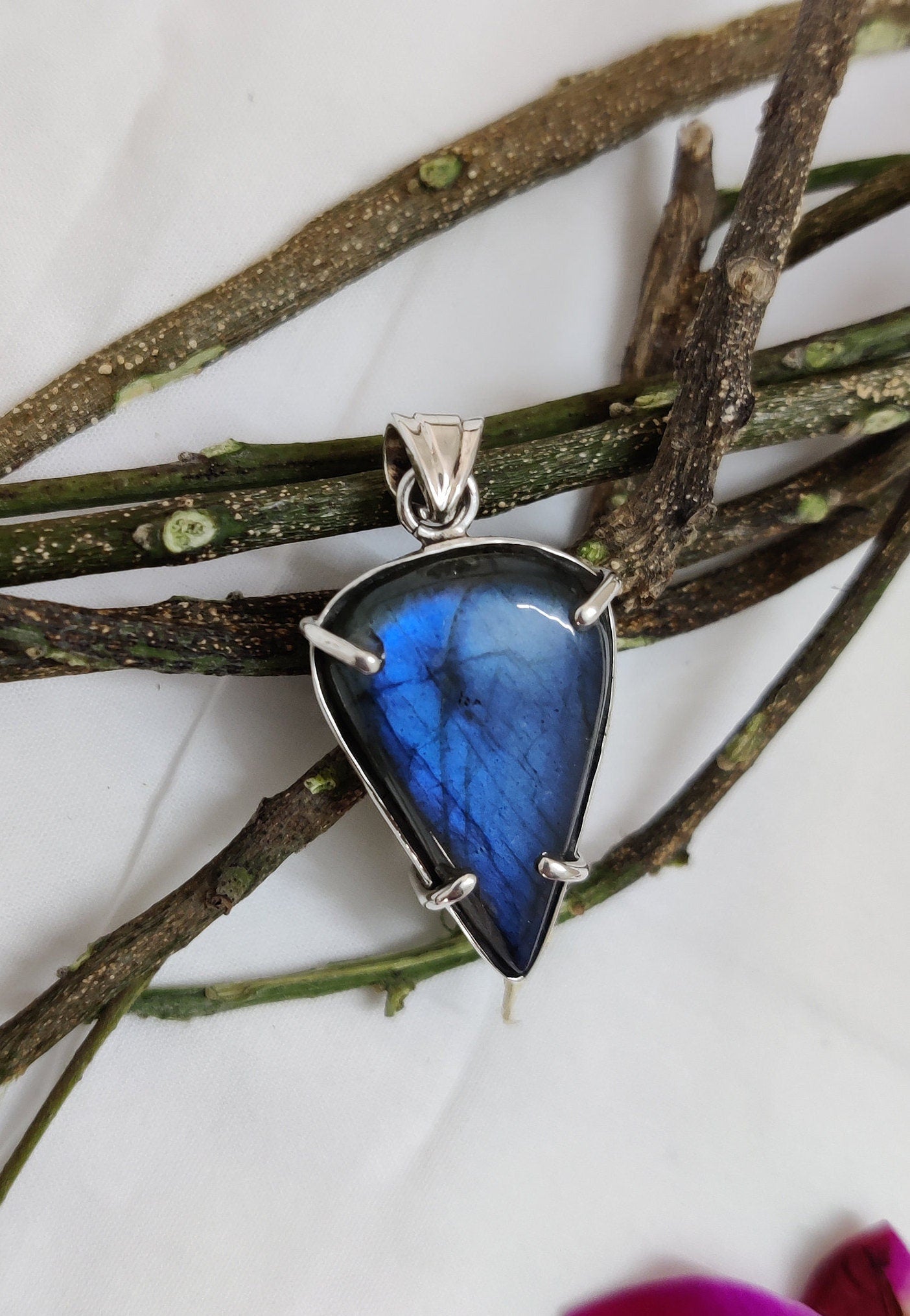 Labradorite pendant silver, Blue Flashy Labradorite Necklace, 925 Sterling Silver Pendant, Labradorite Jewelry women, Teardrop Cabochon Gems