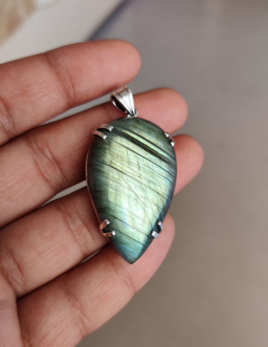 Labradorite Pendant, 925 Silver Pendant, Big Gemstone Pendant, Labradorite Teardrop Pendant, Labradorite Jewelry, Stone Jewelry