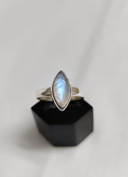 Blue Flash Rainbow Moonstone Ring, Marquise Gemstone Ring, 925 Sterling Silver Ring, Moonstone Cabochon Jewelry, Proposal Ring for Her