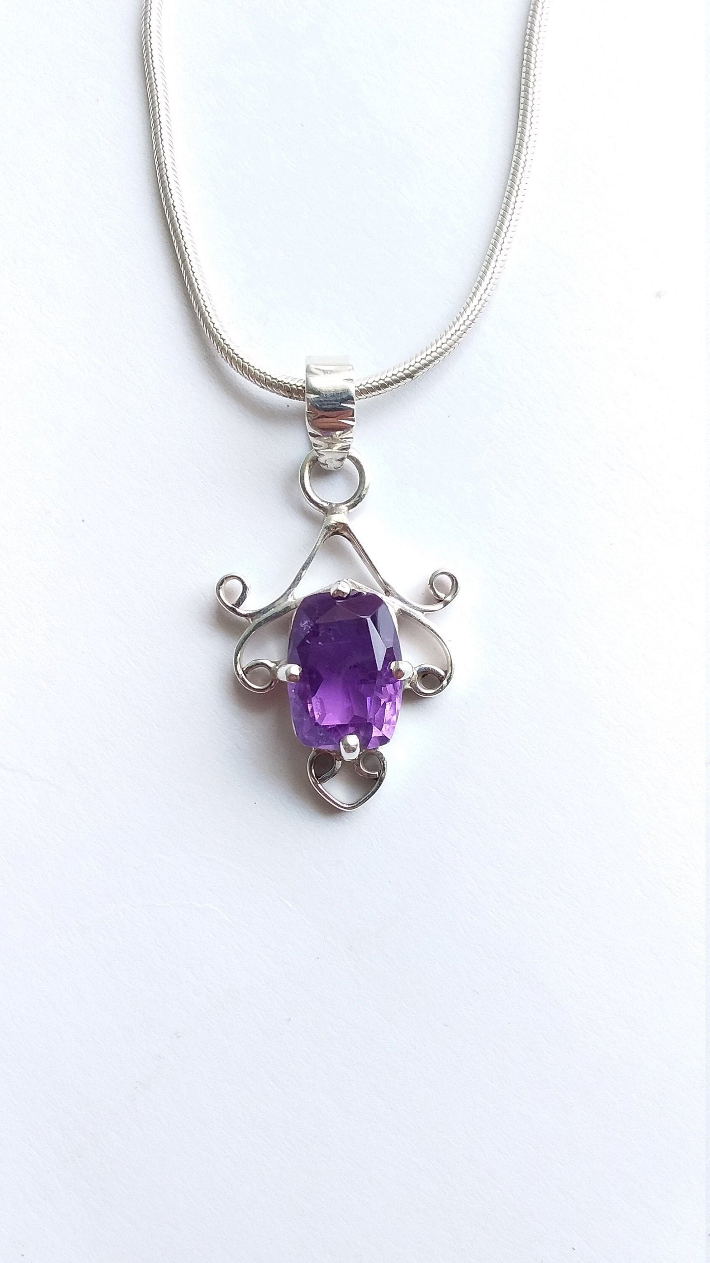 Natural Amethyst Pendant, 925 Sterling Silver Pendant, Gemstone Pendant, Healing Crystal Pendant, Gift Idea for Her, Pendant for Women