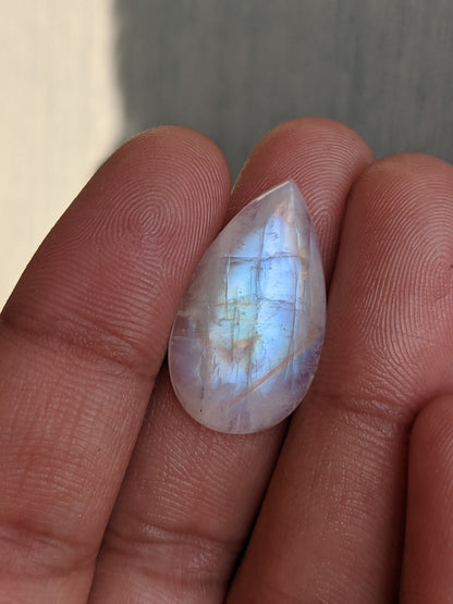 Natural Rainbow Moonstone Cabochon Gemstone, Blue Flashy Moonstone, Jewelry Making Stone, Pear Shape Gemstone, AAA Quality Stone 19 Cts