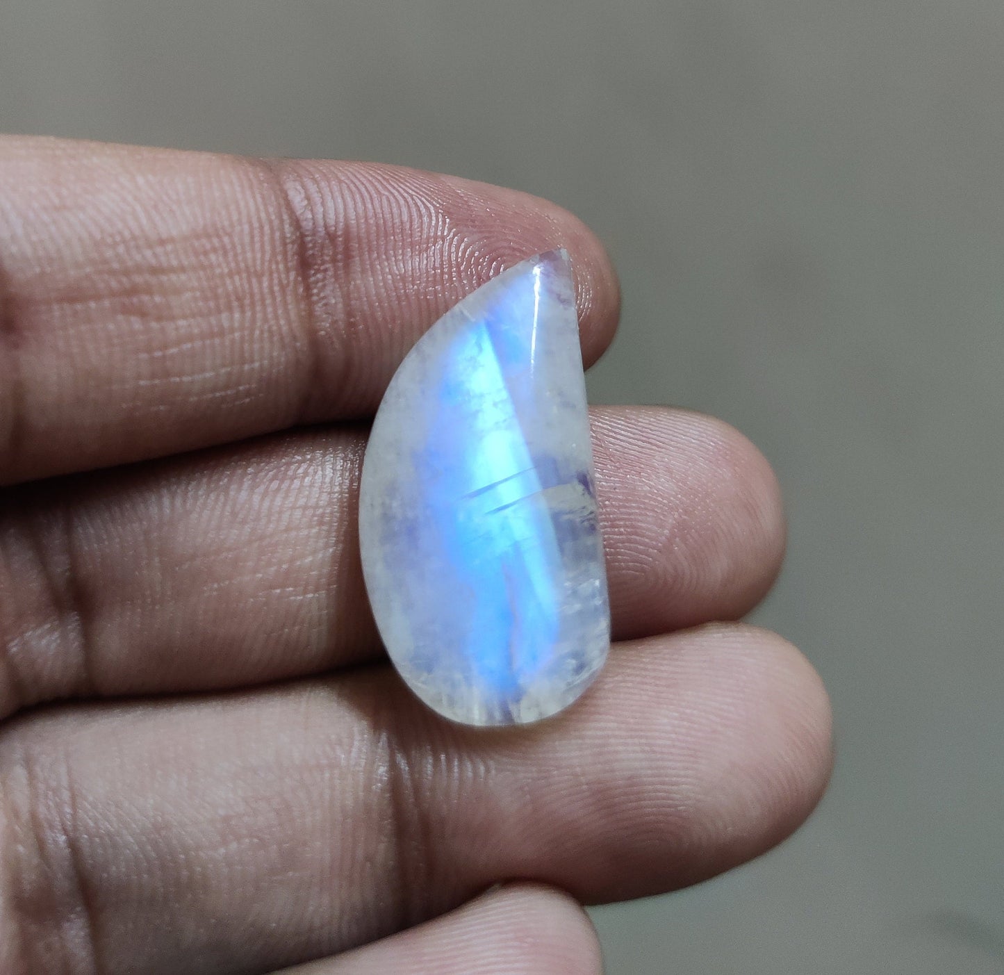 Rainbow Moonstone Cabochon, Natural Gemstone, Stone for Jewelry Making, Blue Flash Cabochon Moonstone, Free Shape Stone, 23.00 Cts