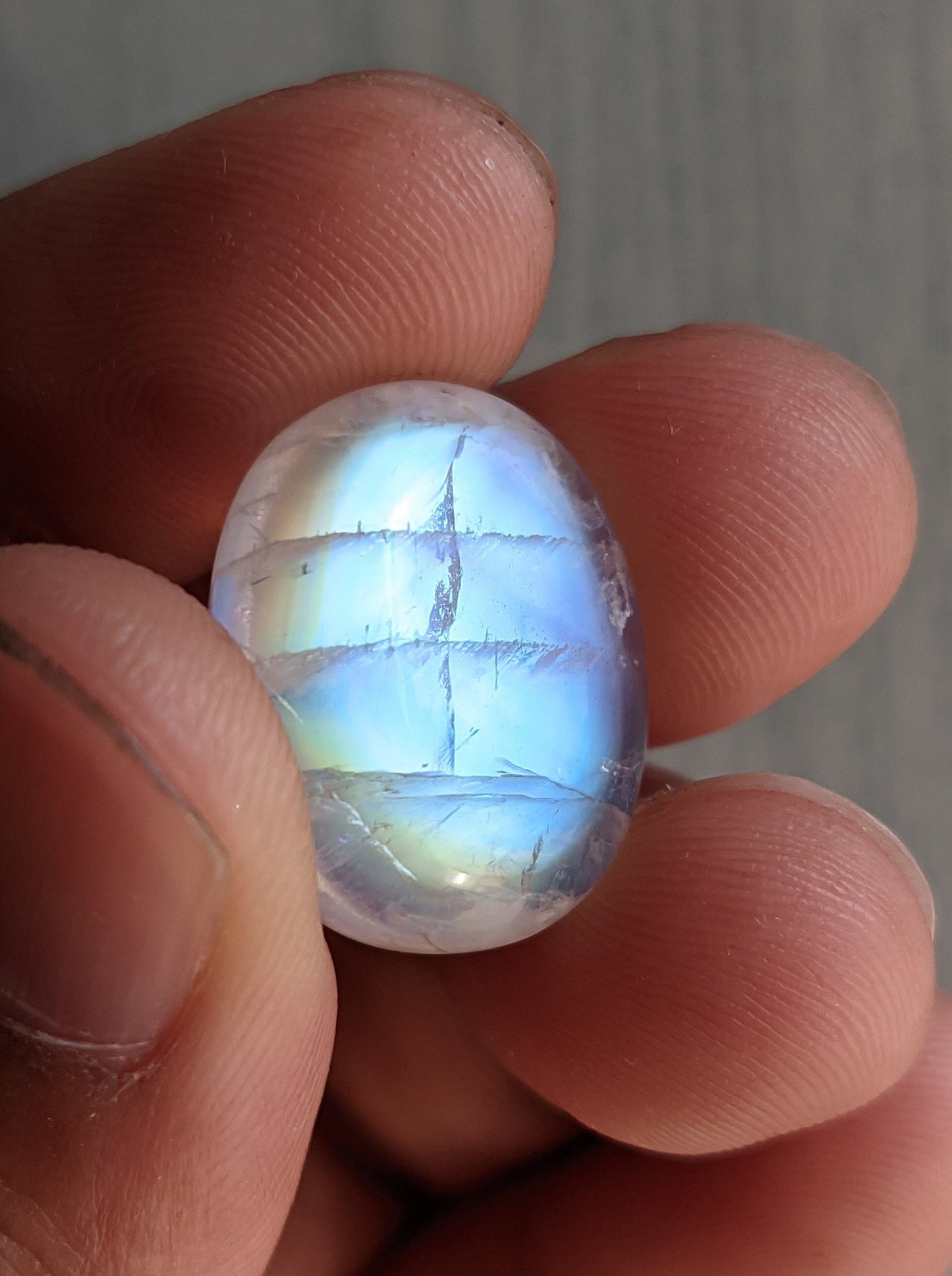 Rainbow moonstone cabochon, 100% Natural Egg Shape Rainbow Moonstone Loose Gemstone, Blue Flash Moonstone, Small Cabochon Stone, 19.50 Cts