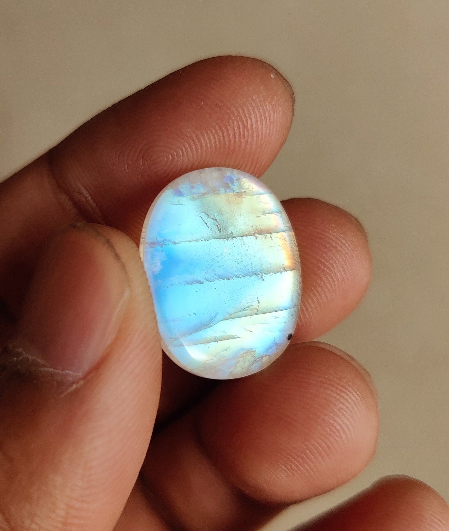 Rainbow moonstone cabochon, 100% Natural Egg Shape Rainbow Moonstone Loose Gemstone, Blue Flash Moonstone, Small Cabochon Stone, 19.50 Cts