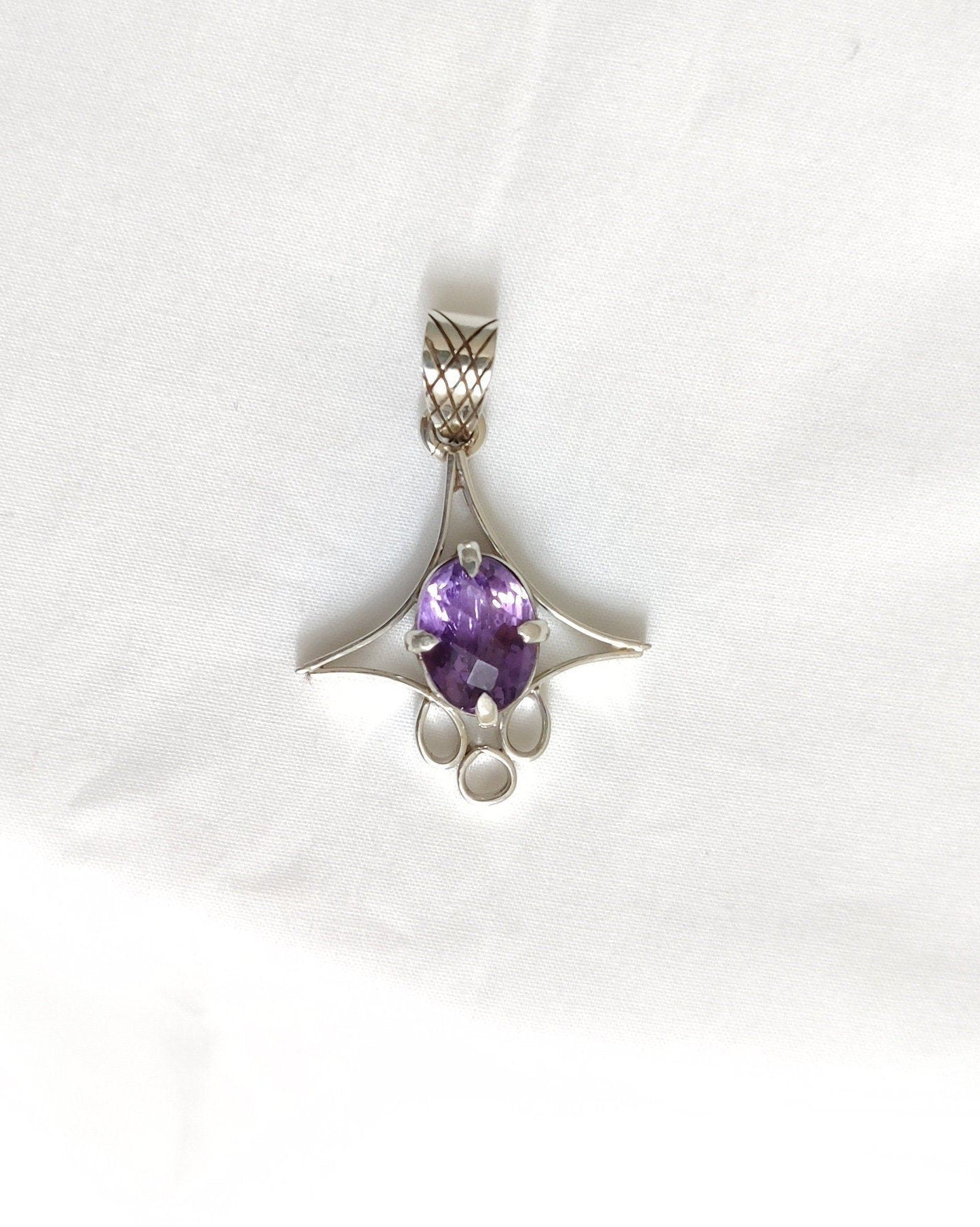 Purple amethyst pendant, Healing Stone, February Birthstone Pendant, Solid 925 Silver Pendant, Silver Amethyst Pendant, gemstone jewellery