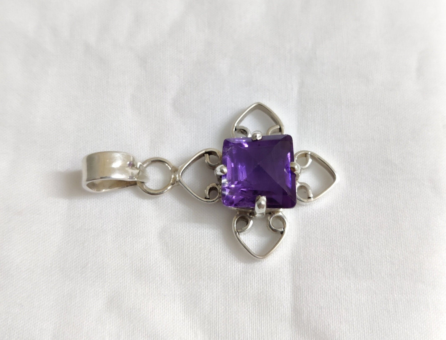 Natural Amethyst Pendant, 925 Silver Handmade Pendant, Amethyst Jewelry, Crystal Pendant, Healing Crystal Jewelry, Gift for Her