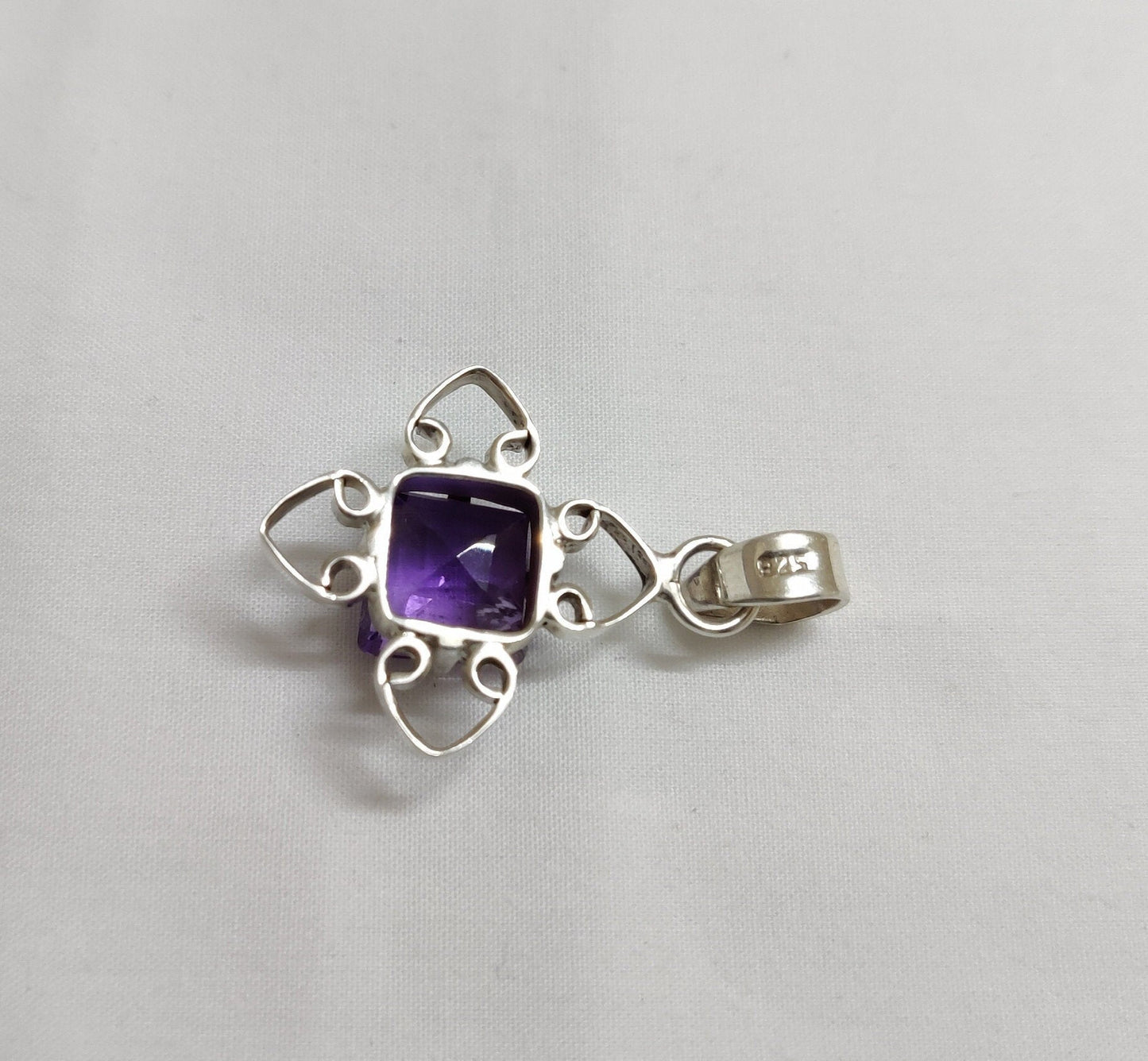 Natural Amethyst Pendant, 925 Silver Handmade Pendant, Amethyst Jewelry, Crystal Pendant, Healing Crystal Jewelry, Gift for Her