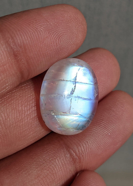 Rainbow moonstone cabochon, 100% Natural Egg Shape Rainbow Moonstone Loose Gemstone, Blue Flash Moonstone, Small Cabochon Stone, 19.50 Cts