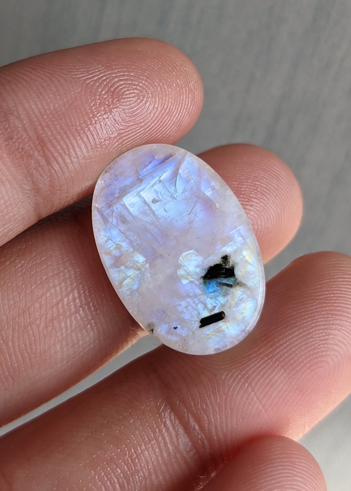 Blue Flash Rainbow Moonstone, Oval Cabochon Gemstone, Jewelry Making Stone, Flat Back Cabochon, 17.00 Cts 23.5x16x6 MM