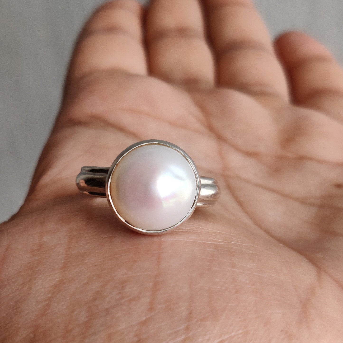Genuine pearl ring, Handmade round shape gemstone ring, Pearl silver ring, White pearl ring, Women silver ring, 925 sterling silver rings