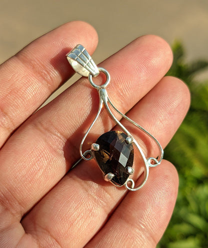 Smoky Quartz Pendant, 925 Sterling Silver Pendant, Healing Crystal, Natural Stone, Brown Gemstone, Handmade Designer Jewelry for Women