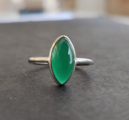 Natural Green Onyx Ring, 925 Sterling Silver Ring, Dainty Stone Ring, Green Gemstone Ring, December Birthstone Ring, Marquise Ring for Her