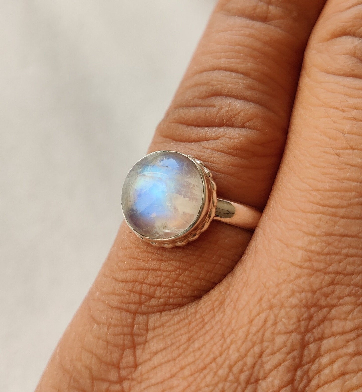 Rainbow Moonstone Ring, 925 Sterling Silver Ring, Birthstone Gemstone Ring, Blue Flash Moonstone Ring, Simple Boho Ring, Ring for Women