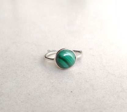 Malachite Ring, 925 Sterling Silver Ring, Simple Everyday Ring for Her, Natural Gemstone Ring, Green Stone Ring, Handmade Gift for Women