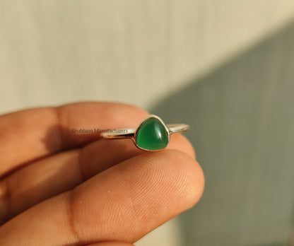 Natural Green Onyx Ring, 925 Sterling Silver Ring, Tiny Gemstone Ring, Dainty Onyx Ring, Birthstone Ring, Thin Band Ring, Handmade Jewelry