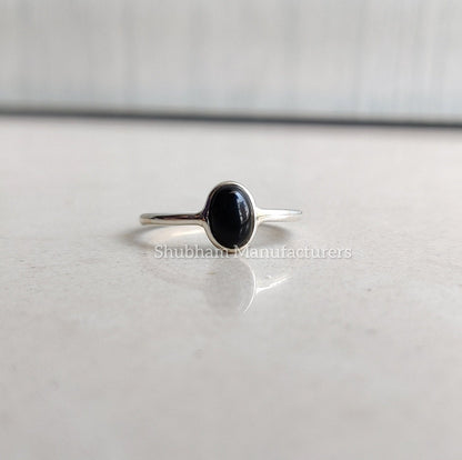 Natural Black Onyx Ring, 925 Sterling Silver Ring, Tiny Gemstone Ring, Dainty Onyx Ring, Birthstone Ring, Thin Band Ring, Handmade Jewelry