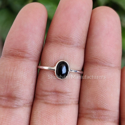 Natural Black Onyx Ring, 925 Sterling Silver Ring, Tiny Gemstone Ring, Dainty Onyx Ring, Birthstone Ring, Thin Band Ring, Handmade Jewelry