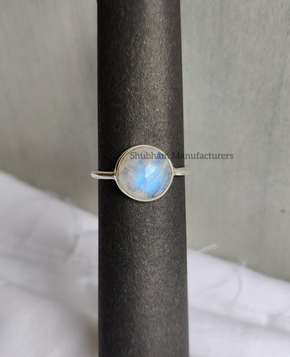 Rainbow Moonstone Ring, 925 Sterling Silver Ring, Natural Gemstone Ring, Blue Flash Moonstone Ring, Natural Stone Ring, Ring for Women