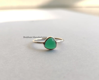 Natural Green Onyx Ring, 925 Sterling Silver Ring, Tiny Gemstone Ring, Dainty Onyx Ring, Birthstone Ring, Thin Band Ring, Handmade Jewelry