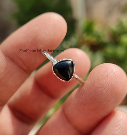 Natural Black Onyx Ring, 925 Sterling Silver Ring, Tiny Gemstone Ring, Dainty Onyx Ring, Birthstone Ring, Thin Band Ring, Gift for Women