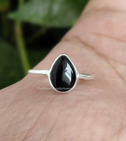 Black Onyx Ring, 925 Sterling Silver Ring, Black Gemstone Ring, Dainty Onyx Ring, Birthstone Ring, Natural Stone Ring, Handmade Jewelry